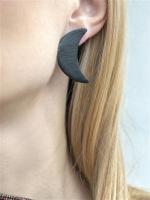 серьги-гвоздики из натуральной кожи
